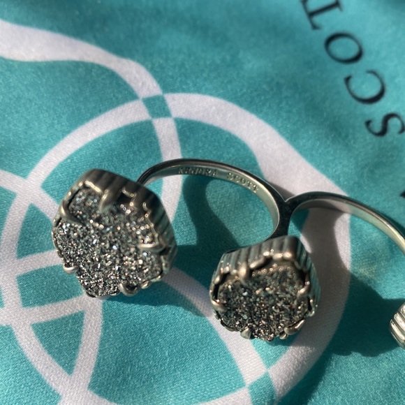 Kendra Scott Naomi double ring in gunmetal druzy - Picture 4 of 4